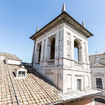 Sunny Navona Square * Rome