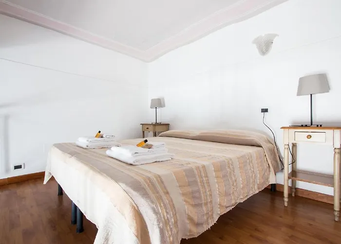 Sunny Navona Square Róma